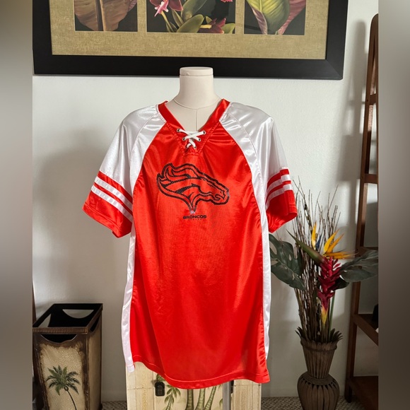 Majestic Tops - Denver Broncos Majestic Fan Fashion Jersey T Shirt Womens 1X Orange Sequin Logo